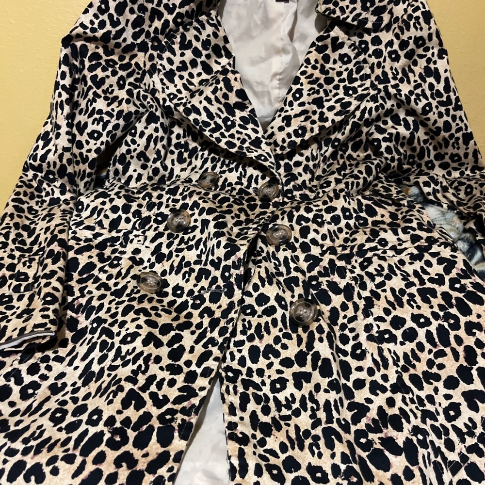 Leopard top - Picture 2 of 2
